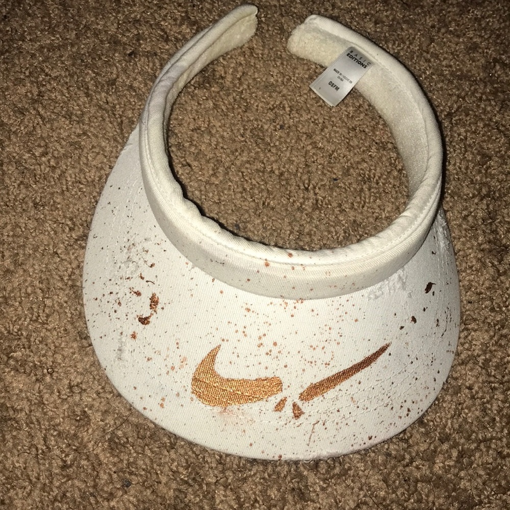 Nike visor